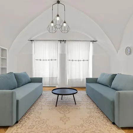 Rustic Vineyard House * Modor