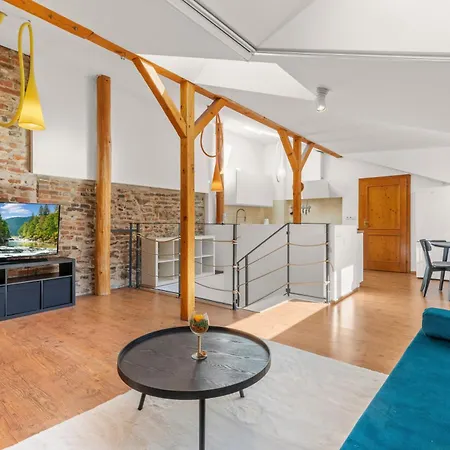 Rustic Vineyard House * Modra