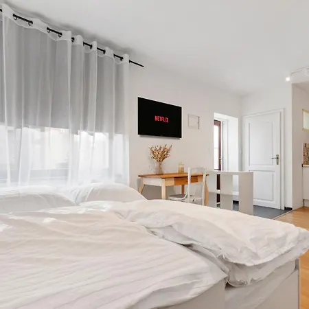 Rustic Vineyard House *