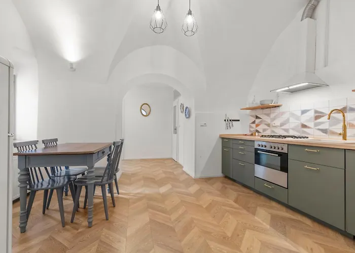 아파트 Rustic Vineyard House 모드라