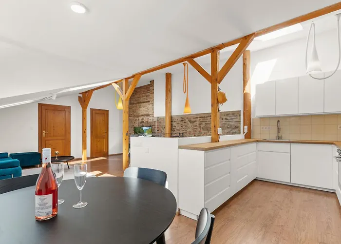 아파트 Rustic Vineyard House 모드라